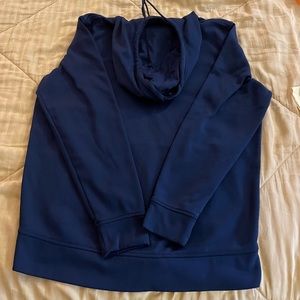 Dark blue under armor sweatshirt